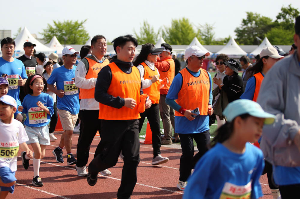 2025년_마라톤출발_157