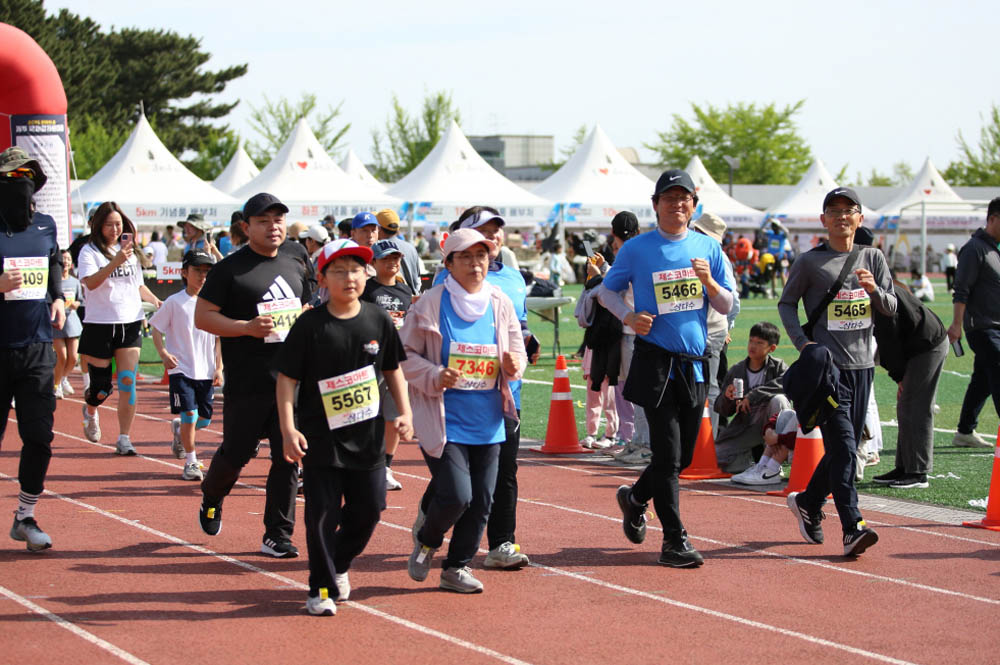 2025년_마라톤출발_165