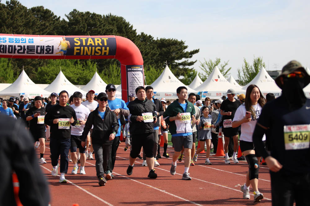 2025년_마라톤출발_167
