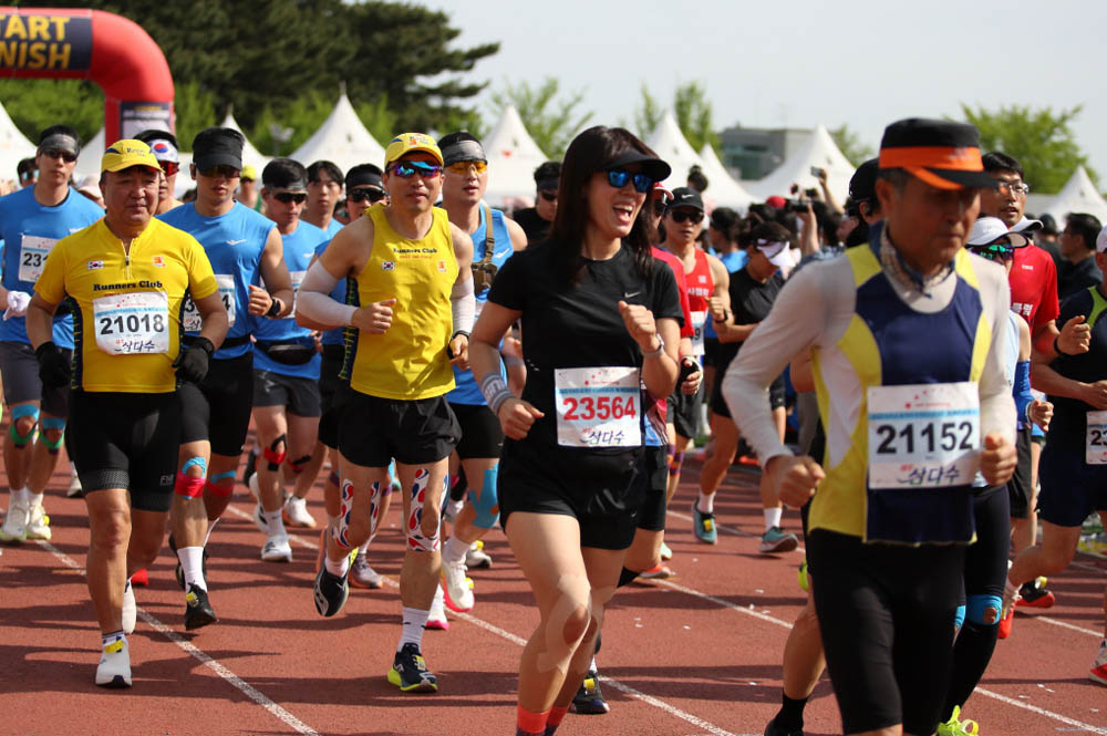 2025년_마라톤출발_29