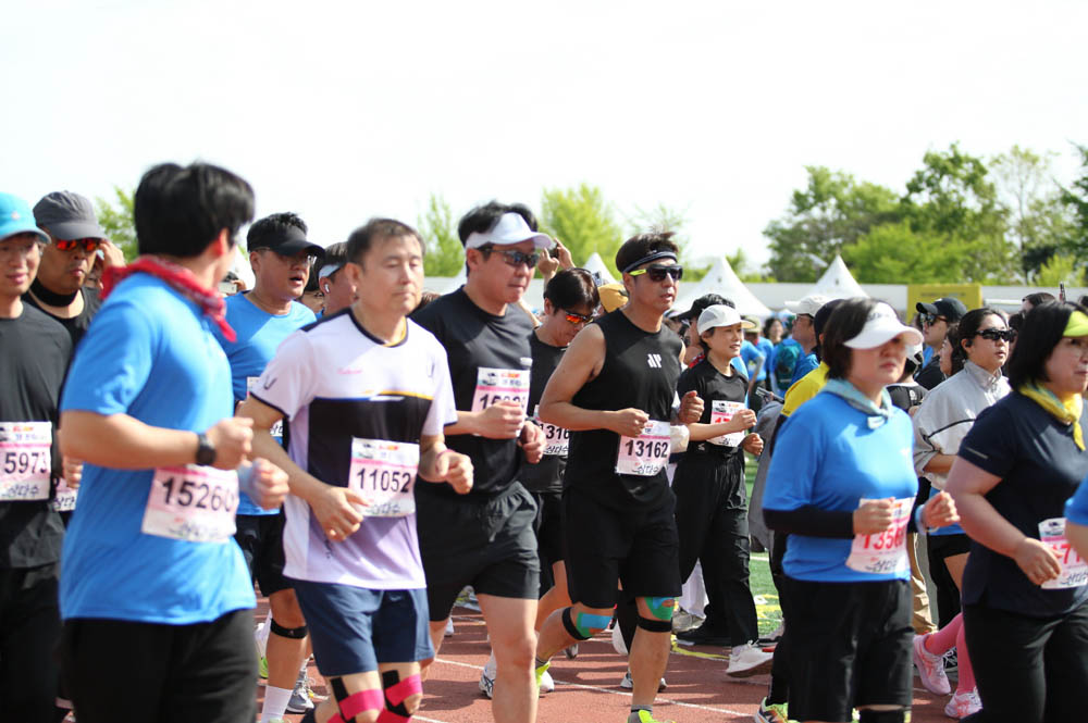 2025년_마라톤출발_56