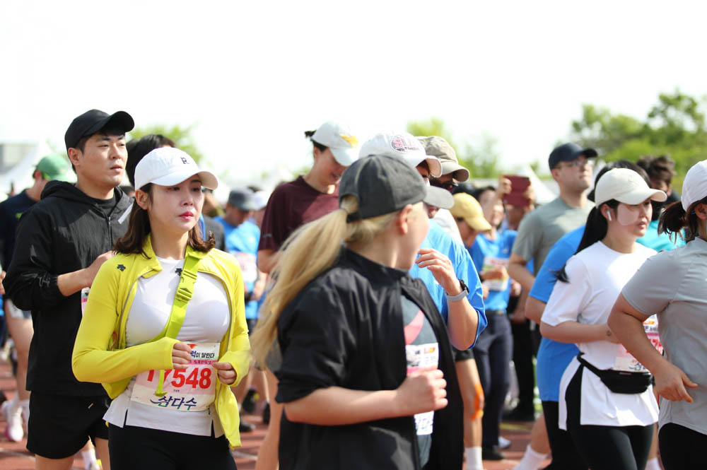 2025년_마라톤출발_61