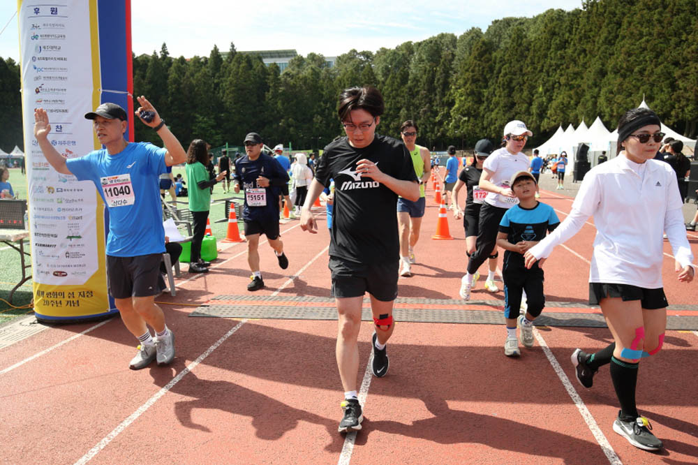 2025년_번호식별불가_303