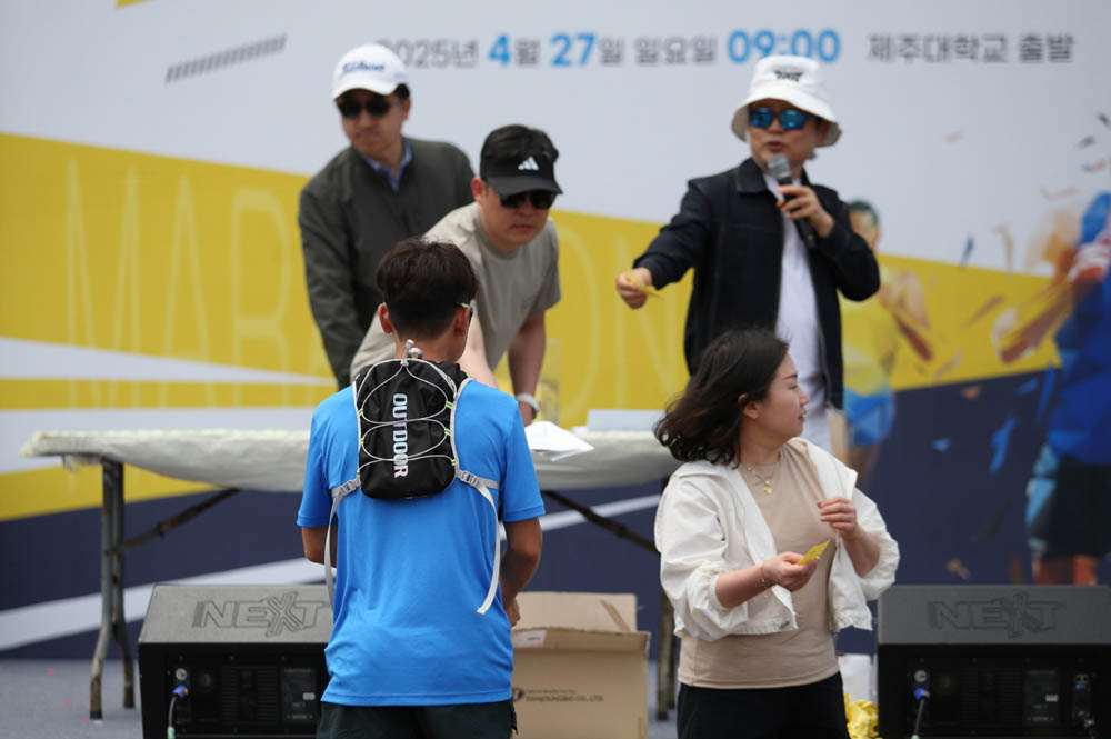 2025년_시상식_145