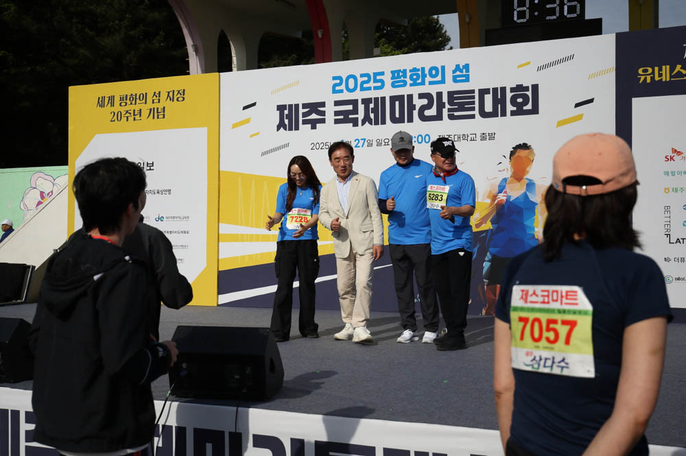 2025년_행사장스케치_38